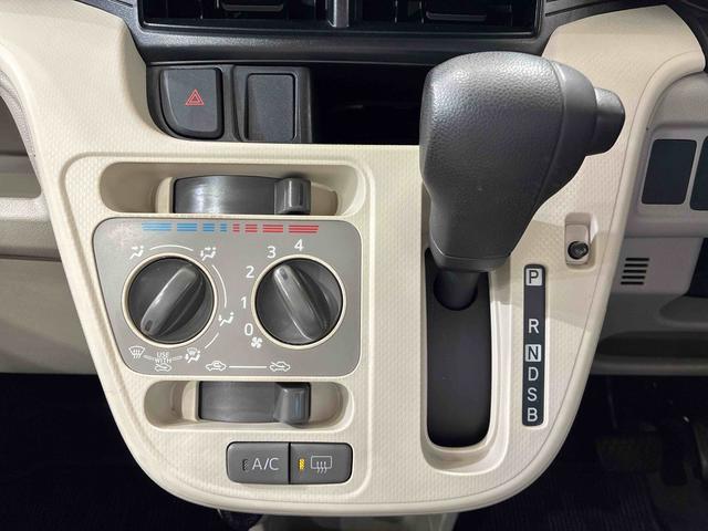 ムーヴL4WD シートヒーター アイドリングストップ キーレスエントリー 記録簿 エアバッグ エアコン パワーステアリング パワーウィンドウ CD ABS(北海道)の中古車