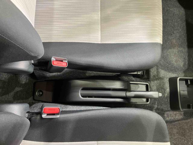 ミライースX SAIII4WD アイドリングストップ オートマチックハイビーム 衝突防止システム LEDヘッドランプ レーンアシスト キーレスエントリー 記録簿 ワンオーナー エアバッグ エアコン パワーステアリング ABS(北海道)の中古車