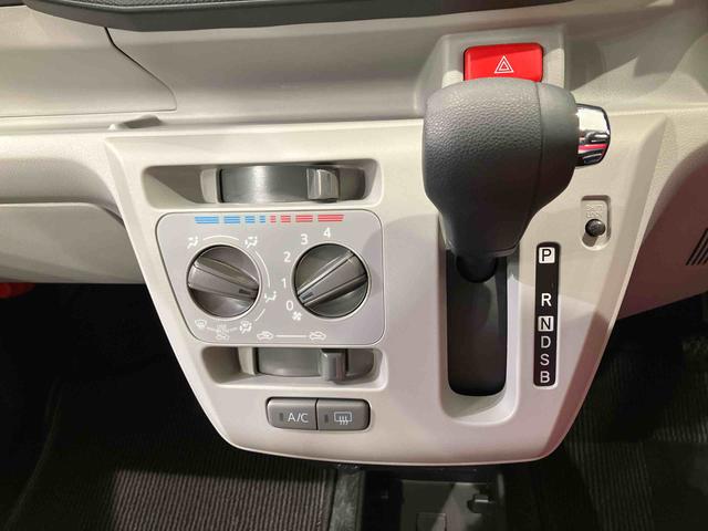 ミライースＸ　リミテッドＳＡIII４ＷＤ　アイドリングストップ　オートマチックハイビーム　衝突防止システム　ＬＥＤヘッドランプ　レーンアシスト　キーレスエントリー　記録簿　ワンオーナー　エアバッグ　エアコン　パワーステアリング　ＣＤ（北海道）の中古車