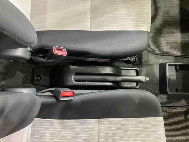 ミライースＸ　リミテッドＳＡIII４ＷＤ　アイドリングストップ　オートマチックハイビーム　衝突防止システム　ＬＥＤヘッドランプ　レーンアシスト　キーレスエントリー　記録簿　ワンオーナー　エアバッグ　エアコン　パワーステアリング　ＣＤ（北海道）の中古車