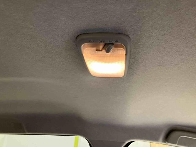 ミライースＸ　リミテッドＳＡIII４ＷＤ　アイドリングストップ　オートマチックハイビーム　衝突防止システム　ＬＥＤヘッドランプ　レーンアシスト　キーレスエントリー　記録簿　ワンオーナー　エアバッグ　エアコン　パワーステアリング　ＣＤ（北海道）の中古車