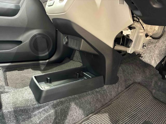 ミライースＸ　ＳＡIII４ＷＤ　アイドリングストップ　オートマチックハイビーム　衝突防止システム　ＬＥＤヘッドランプ　レーンアシスト　キーレスエントリー　記録簿　ワンオーナー　エアバッグ　エアコン　パワーステアリング　ＣＤ（北海道）の中古車