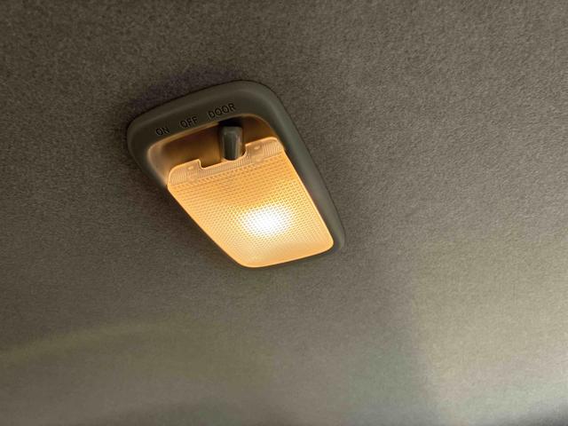 ミライースＸ　ＳＡIII４ＷＤ　アイドリングストップ　オートマチックハイビーム　衝突防止システム　ＬＥＤヘッドランプ　レーンアシスト　キーレスエントリー　記録簿　ワンオーナー　エアバッグ　エアコン　パワーステアリング　ＣＤ（北海道）の中古車