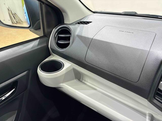 ミライースX SAIII4WD アイドリングストップ オートマチックハイビーム 衝突防止システム LEDヘッドランプ レーンアシスト キーレスエントリー 記録簿 ワンオーナー エアバッグ エアコン パワーステアリング ABS(北海道)の中古車