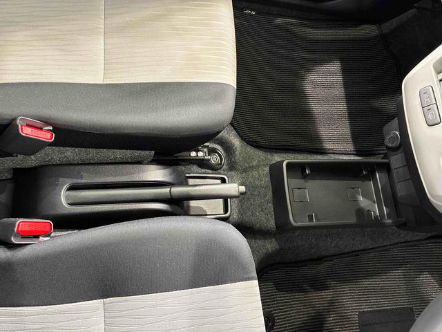 ミライースX SAIII4WD アイドリングストップ オートマチックハイビーム 衝突防止システム LEDヘッドランプ レーンアシスト キーレスエントリー 記録簿 ワンオーナー エアバッグ エアコン パワーステアリング ABS(北海道)の中古車