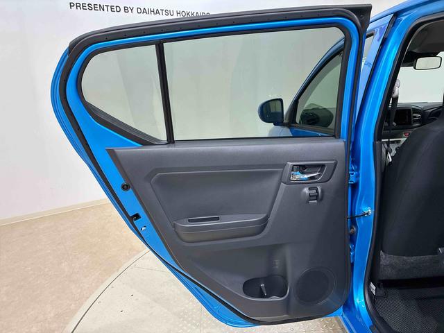 ミライースX SAIII4WD アイドリングストップ オートマチックハイビーム 衝突防止システム LEDヘッドランプ レーンアシスト キーレスエントリー 記録簿 ワンオーナー エアバッグ エアコン パワーステアリング ABS(北海道)の中古車