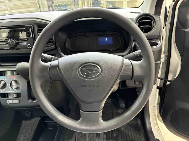 ミライースＬ　ＳＡIII４ＷＤ　アイドリングストップ　オートマチックハイビーム　衝突防止システム　レーンアシスト　キーレスエントリー　記録簿　ワンオーナー　エアバッグ　エアコン　パワーステアリング　パワーウィンドウ　ＣＤ（北海道）の中古車