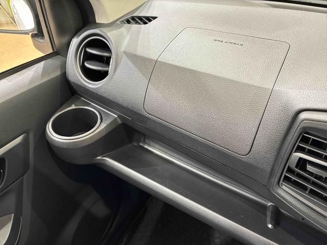 ミライースＬ　ＳＡIII４ＷＤ　アイドリングストップ　オートマチックハイビーム　衝突防止システム　レーンアシスト　キーレスエントリー　記録簿　ワンオーナー　エアバッグ　エアコン　パワーステアリング　パワーウィンドウ　ＣＤ（北海道）の中古車