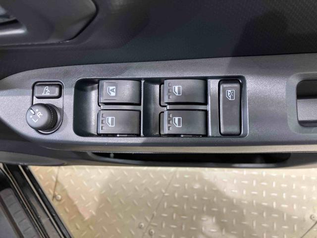 ミライースＸ　ＳＡIII４ＷＤ　アイドリングストップ　オートマチックハイビーム　衝突防止システム　ＬＥＤヘッドランプ　レーンアシスト　キーレスエントリー　記録簿　ワンオーナー　エアバッグ　エアコン　パワーステアリング　ＡＢＳ（北海道）の中古車