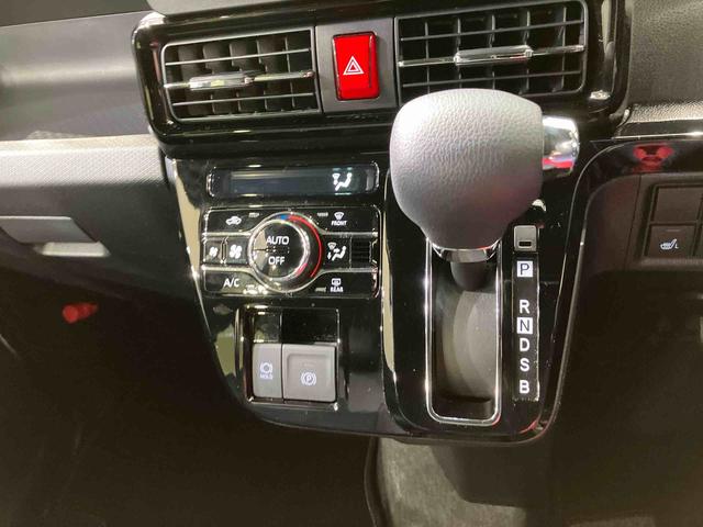 タントカスタムＸ４ＷＤ　アルミホイール　シートヒーター　アイドリングストップ　オートマチックハイビーム　衝突防止システム　ＬＥＤヘッドランプ　レーンアシスト　スマートキー　記録簿　ワンオーナー　エアバッグ　エアコン（北海道）の中古車
