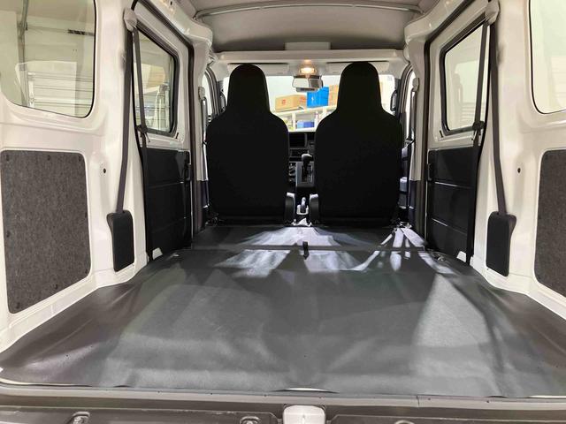 ハイゼットカーゴＤＸ４ＷＤ　アイドリングストップ　オートマチックハイビーム　衝突防止システム　レーンアシスト　キーレスエントリー　記録簿　ワンオーナー　エアバッグ　エアコン　パワーステアリング　パワーウィンドウ　ＡＢＳ（北海道）の中古車