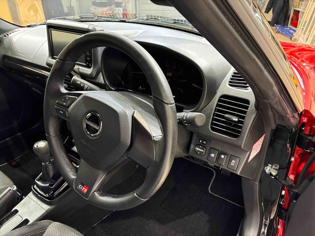 コペンＧＲ　スポーツアルミホイール　ターボ　ＬＥＤヘッドランプ　スマートキー　記録簿　ワンオーナー　エアバッグ　エアコン　パワーステアリング　パワーウィンドウ　ＡＢＳ（北海道）の中古車