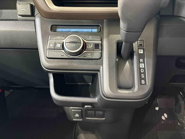 ムーヴX4WD アイドリングストップ オートマチックハイビーム 衝突防止システム LEDヘッドランプ レーンアシスト スマートキー 記録簿 ワンオーナー エアバッグ エアコン パワーステアリング ABS(北海道)の中古車