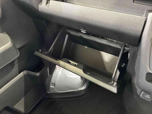 ハイゼットカーゴＤＸ４ＷＤ　アイドリングストップ　オートマチックハイビーム　衝突防止システム　レーンアシスト　キーレスエントリー　記録簿　ワンオーナー　エアバッグ　エアコン　パワーステアリング　パワーウィンドウ　ＡＢＳ（北海道）の中古車