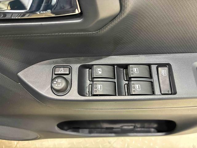 ミライースＸ　リミテッドＳＡIII４ＷＤ　アイドリングストップ　オートマチックハイビーム　衝突防止システム　ＬＥＤヘッドランプ　レーンアシスト　キーレスエントリー　記録簿　ワンオーナー　エアバッグ　エアコン　パワーステアリング　ＡＢＳ（北海道）の中古車