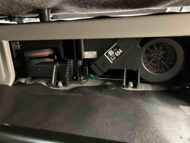 ハイゼットカーゴDX4WD アイドリングストップ オートマチックハイビーム 衝突防止システム レーンアシスト キーレスエントリー 記録簿 ワンオーナー エアバッグ エアコン パワーステアリング パワーウィンドウ ABS(北海道)の中古車