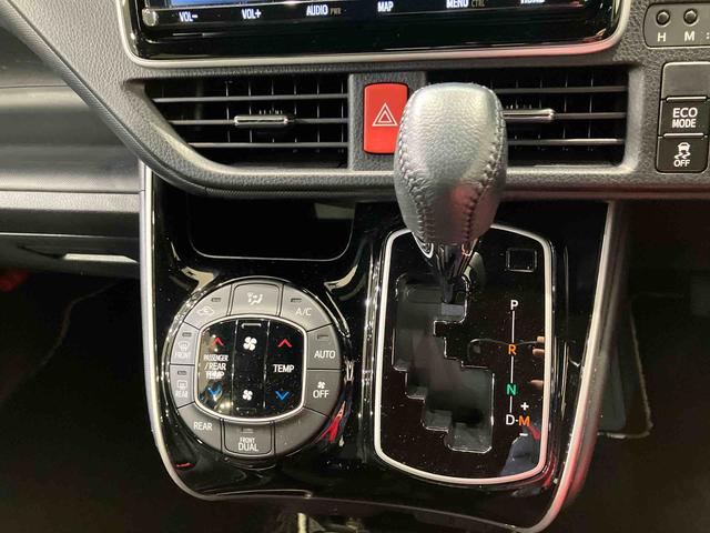 ヴォクシーＺＳ　煌II４ＷＤ　ＥＴＣ　アルミホイール　アイドリングストップ　衝突防止システム　ＬＥＤヘッドランプ　スマートキー　記録簿　禁煙車　ワンオーナー　エアバッグ　エアコン　パワーステアリング　パワーウィンドウ（北海道）の中古車