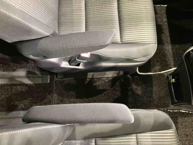 ヴォクシーＺＳ　煌II４ＷＤ　ＥＴＣ　アルミホイール　アイドリングストップ　衝突防止システム　ＬＥＤヘッドランプ　スマートキー　記録簿　禁煙車　ワンオーナー　エアバッグ　エアコン　パワーステアリング　パワーウィンドウ（北海道）の中古車