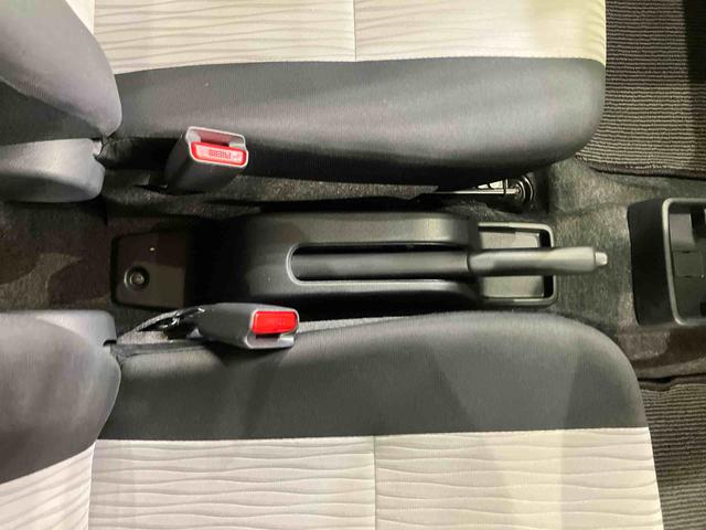 ミライースＧ　リミテッドＳＡIII４ＷＤ　アルミホイール　シートヒーター　アイドリングストップ　オートマチックハイビーム　衝突防止システム　ＬＥＤヘッドランプ　レーンアシスト　スマートキー　記録簿　禁煙車　エアバッグ　エアコン　ＣＤ（北海道）の中古車