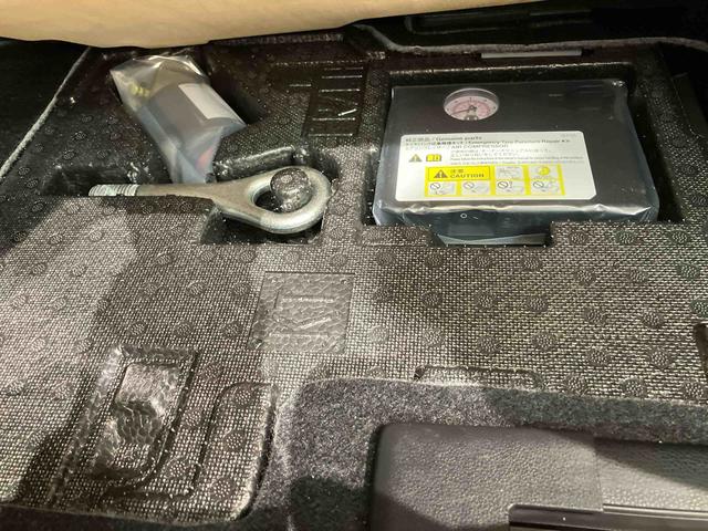 タントカスタムＸ４ＷＤ　アルミホイール　シートヒーター　アイドリングストップ　オートマチックハイビーム　衝突防止システム　ＬＥＤヘッドランプ　レーンアシスト　スマートキー　記録簿　ワンオーナー　エアバッグ　エアコン（北海道）の中古車