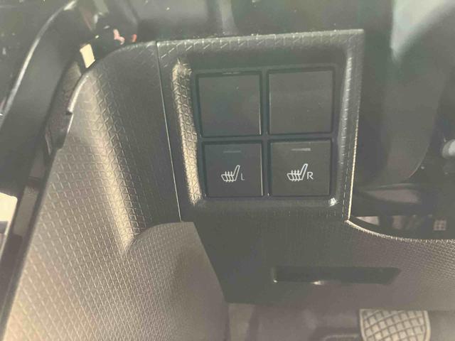 タントカスタムＸ４ＷＤ　アルミホイール　シートヒーター　アイドリングストップ　オートマチックハイビーム　衝突防止システム　ＬＥＤヘッドランプ　レーンアシスト　スマートキー　記録簿　ワンオーナー　エアバッグ　エアコン（北海道）の中古車