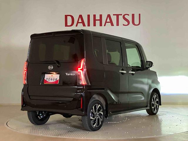タントカスタムＸ４ＷＤ　アルミホイール　シートヒーター　アイドリングストップ　オートマチックハイビーム　衝突防止システム　ＬＥＤヘッドランプ　レーンアシスト　スマートキー　記録簿　ワンオーナー　エアバッグ　エアコン（北海道）の中古車