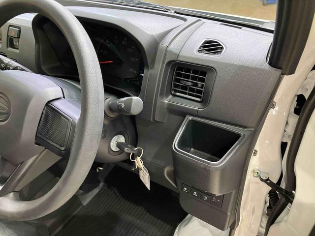 ハイゼットカーゴＤＸ４ＷＤ　アイドリングストップ　オートマチックハイビーム　衝突防止システム　レーンアシスト　キーレスエントリー　記録簿　ワンオーナー　エアバッグ　エアコン　パワーステアリング　パワーウィンドウ　ＡＢＳ（北海道）の中古車