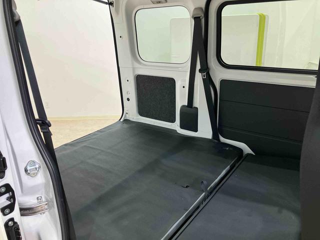 ハイゼットカーゴＤＸ４ＷＤ　アイドリングストップ　オートマチックハイビーム　衝突防止システム　レーンアシスト　キーレスエントリー　記録簿　ワンオーナー　エアバッグ　エアコン　パワーステアリング　パワーウィンドウ　ＡＢＳ（北海道）の中古車