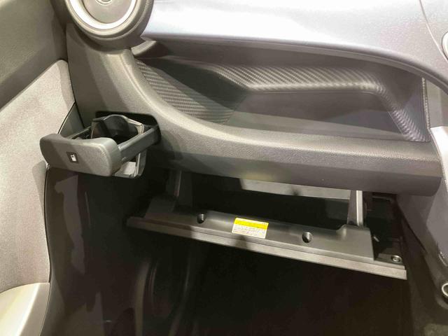 キャストアクティバＧ　ＳＡII４ＷＤ　アルミホイール　アイドリングストップ　衝突防止システム　ＬＥＤヘッドランプ　レーンアシスト　スマートキー　記録簿　エアバッグ　エアコン　パワーステアリング　パワーウィンドウ　ＣＤ　ＡＢＳ（北海道）の中古車