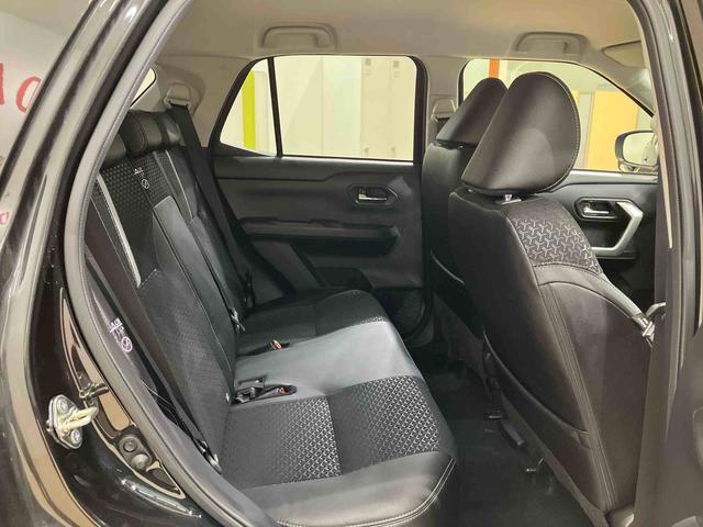 ロッキープレミアムG4WD アルミホイール シートヒーター ターボ アイドリングストップ オートマチックハイビーム 衝突防止システム LEDヘッドランプ レーンアシスト スマートキー 記録簿 ワンオーナー エアバッグ(北海道)の中古車