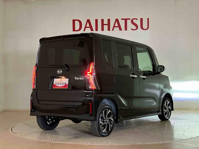 タントカスタムＸ４ＷＤ　アルミホイール　シートヒーター　アイドリングストップ　オートマチックハイビーム　衝突防止システム　ＬＥＤヘッドランプ　レーンアシスト　スマートキー　記録簿　ワンオーナー　エアバッグ　エアコン（北海道）の中古車