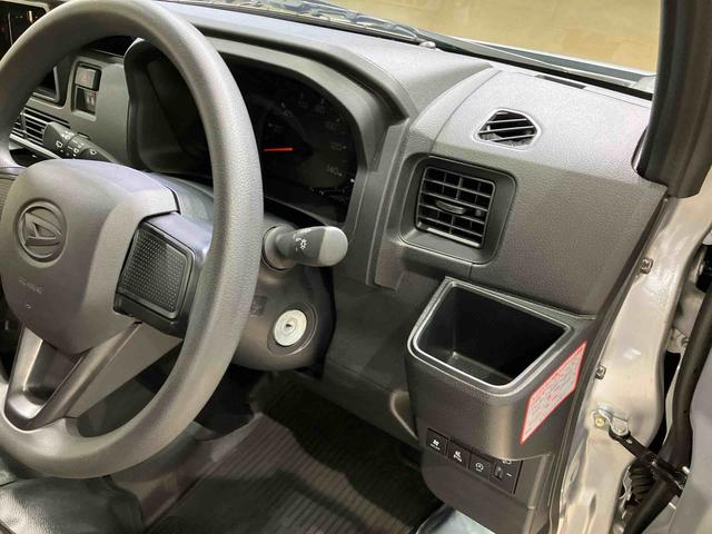 ハイゼットカーゴDX4WD アイドリングストップ オートマチックハイビーム 衝突防止システム レーンアシスト キーレスエントリー 記録簿 ワンオーナー エアバッグ エアコン パワーステアリング パワーウィンドウ ABS(北海道)の中古車