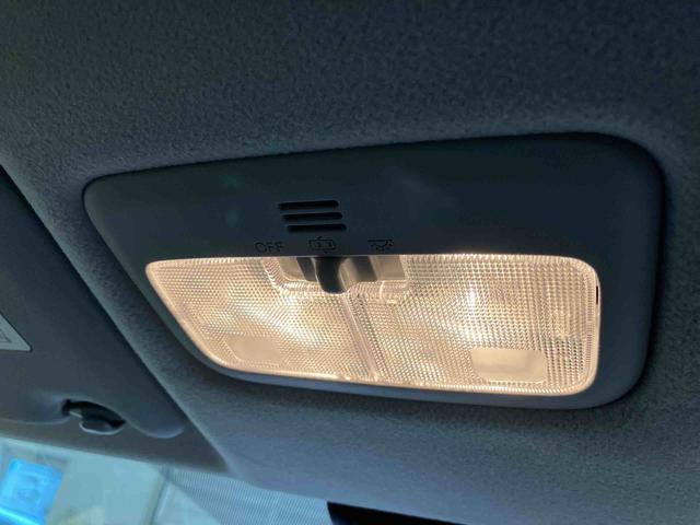 シエンタＧ　クエロ４ＷＤ　衝突防止システム　ＬＥＤヘッドランプ　スマートキー　記録簿　禁煙車　ワンオーナー　エアバッグ　エアコン　パワーステアリング　パワーウィンドウ　ＡＢＳ（北海道）の中古車