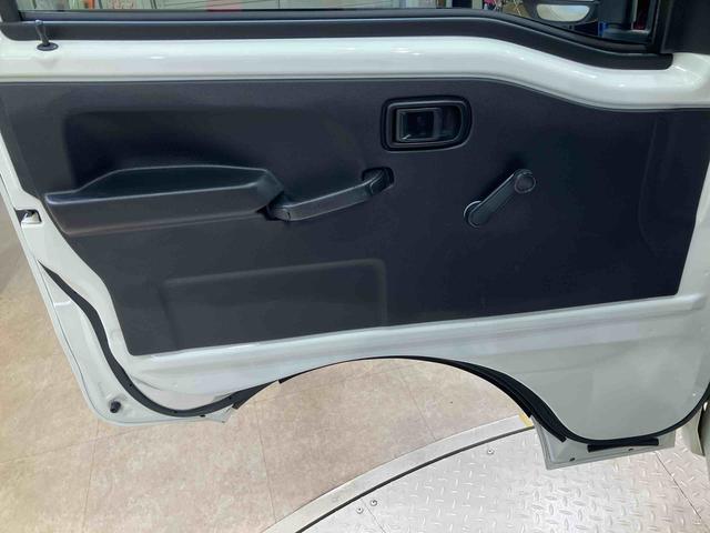 ハイゼットトラックスタンダード　農用スペシャル４ＷＤ　アイドリングストップ　オートマチックハイビーム　衝突防止システム　レーンアシスト　記録簿　エアコン　パワーステアリング　エアバッグ　ＣＤ　ＡＢＳ（北海道）の中古車