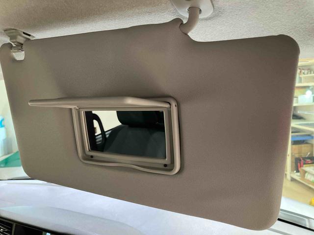 トールＧ　リミテッド　ＳＡIII４ＷＤ　ＥＴＣ　シートヒーター　アイドリングストップ　オートマチックハイビーム　衝突防止システム　レーンアシスト　スマートキー　記録簿　エアバッグ　エアコン　パワーステアリング　パワーウィンドウ（北海道）の中古車