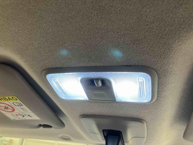 トールＧ　リミテッド　ＳＡIII４ＷＤ　ＥＴＣ　シートヒーター　アイドリングストップ　オートマチックハイビーム　衝突防止システム　レーンアシスト　スマートキー　記録簿　エアバッグ　エアコン　パワーステアリング　パワーウィンドウ（北海道）の中古車