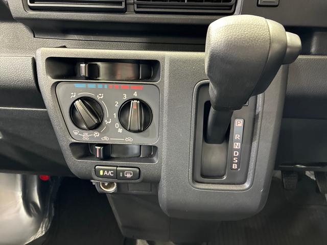 ハイゼットカーゴDX4WD アイドリングストップ オートマチックハイビーム 衝突防止システム レーンアシスト キーレスエントリー 記録簿 ワンオーナー エアバッグ エアコン パワーステアリング パワーウィンドウ ABS(北海道)の中古車