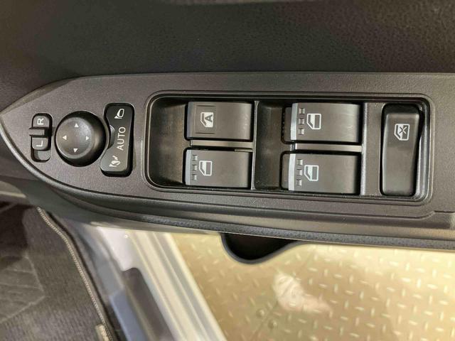 タントカスタムＸ４ＷＤ　アルミホイール　シートヒーター　アイドリングストップ　オートマチックハイビーム　衝突防止システム　ＬＥＤヘッドランプ　レーンアシスト　スマートキー　記録簿　ワンオーナー　エアバッグ　エアコン（北海道）の中古車