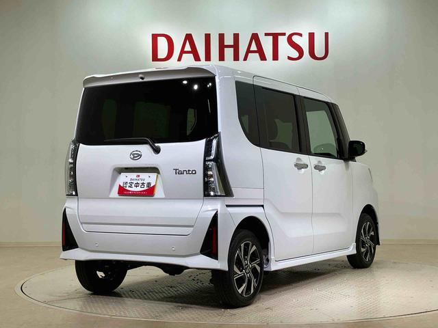 タントカスタムＸ４ＷＤ　アルミホイール　シートヒーター　アイドリングストップ　オートマチックハイビーム　衝突防止システム　ＬＥＤヘッドランプ　レーンアシスト　スマートキー　記録簿　ワンオーナー　エアバッグ　エアコン（北海道）の中古車