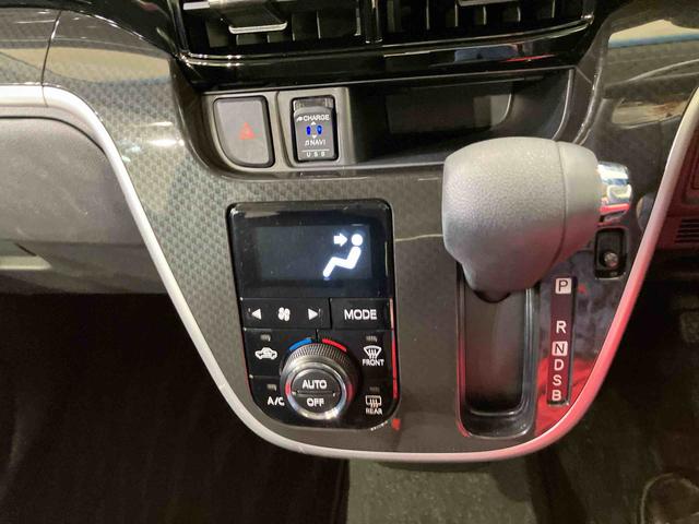 ムーヴカスタム XリミテッドII SAIII4WD アルミホイール シートヒーター アイドリングストップ オートマチックハイビーム 衝突防止システム LEDヘッドランプ レーンアシスト スマートキー 記録簿 ワンオーナー エアバッグ エアコン(北海道)の中古車
