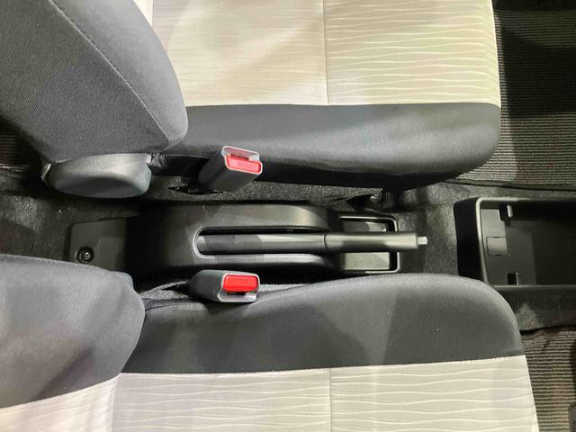 ミライースＸ　ＳＡIII４ＷＤ　アイドリングストップ　オートマチックハイビーム　衝突防止システム　ＬＥＤヘッドランプ　レーンアシスト　キーレスエントリー　記録簿　ワンオーナー　エアバッグ　エアコン　パワーステアリング　ＣＤ（北海道）の中古車
