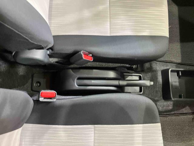 ミライースX SAIII4WD アイドリングストップ オートマチックハイビーム 衝突防止システム LEDヘッドランプ レーンアシスト キーレスエントリー 記録簿 ワンオーナー エアバッグ エアコン パワーステアリング CD(北海道)の中古車