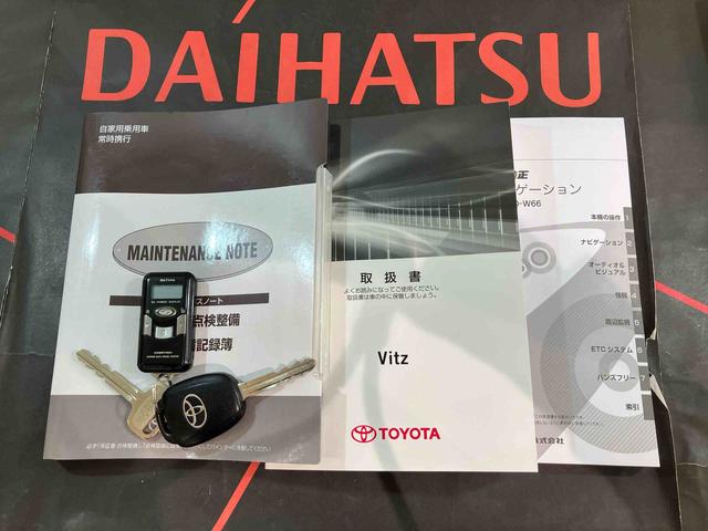 ヴィッツF4WD キーレスエントリー 記録簿 ワンオーナー エアバッグ エアコン パワーステアリング パワーウィンドウ ABS(北海道)の中古車