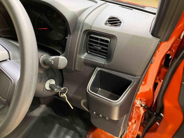 ハイゼットカーゴＤＸ４ＷＤ　アイドリングストップ　オートマチックハイビーム　衝突防止システム　レーンアシスト　キーレスエントリー　記録簿　ワンオーナー　エアバッグ　エアコン　パワーステアリング　パワーウィンドウ　ＡＢＳ（北海道）の中古車