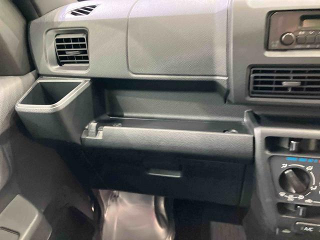 ハイゼットカーゴＤＸ４ＷＤ　アイドリングストップ　オートマチックハイビーム　衝突防止システム　レーンアシスト　キーレスエントリー　記録簿　ワンオーナー　エアバッグ　エアコン　パワーステアリング　パワーウィンドウ　ＡＢＳ（北海道）の中古車