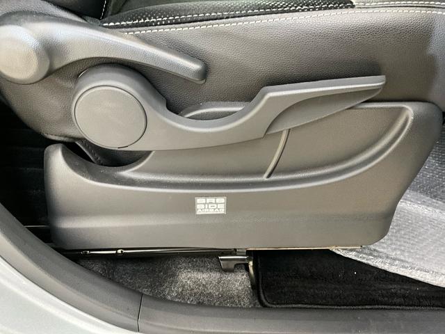 タントカスタムＸ　トップエディションリミテッドＳＡIIIワンオーナー　衝突軽減ブレーキ　認定中古車　ナビ　ＥＴＣ　パノラマモニター　オートエアコン　両側電動スライドドア　運転席助手席シートヒーター　プッシュボタンスタート（京都府）の中古車