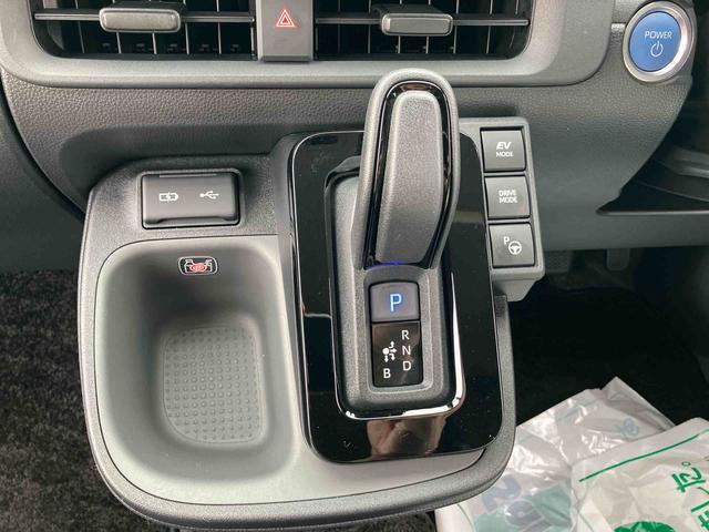 シエンタハイブリッドＺハイブリッド　１０．５インチディスプレイオーディオ　ナビ／ＴＶ／ＢＴ／ＵＳＢ　アドバンスドパーク　パノラミックビューモニター　前後ドラレコ　ＥＴＣ　全車速追従クルコン　オートライト　ＬＥＤヘッドライト（千葉県）の中古車