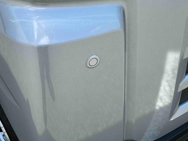 ハイゼットカーゴＤＸオーバーヘッドシェルフ・スマアシ・コーナーセンサー・オートライト・手引き式パーキングブレーキ・キーレス・マニュアルエアコン・ＡＭ／ＦＭラジオ・アイドリングストップ（千葉県）の中古車