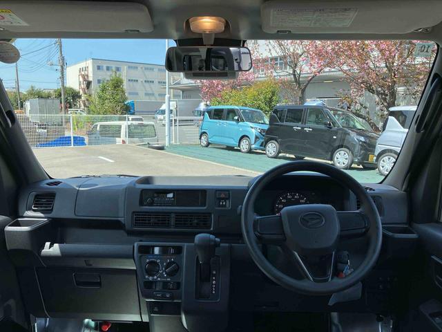 ハイゼットカーゴＤＸオーバーヘッドシェルフ・スマアシ・コーナーセンサー・オートライト・手引き式パーキングブレーキ・キーレス・マニュアルエアコン・ＡＭ／ＦＭラジオ・アイドリングストップ（千葉県）の中古車