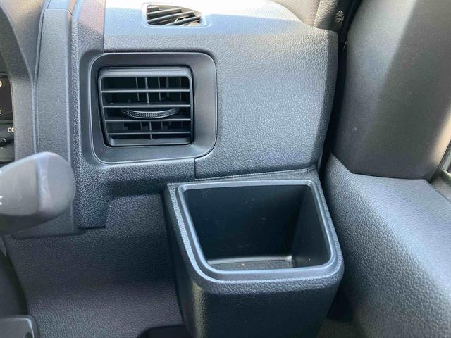 ハイゼットカーゴＤＸオーバーヘッドシェルフ・スマアシ・コーナーセンサー・オートライト・手引き式パーキングブレーキ・キーレス・マニュアルエアコン・ＡＭ／ＦＭラジオ・アイドリングストップ（千葉県）の中古車